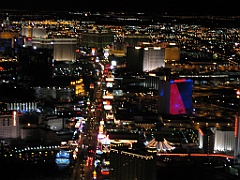 032 Vue de Stratosphere de nuit